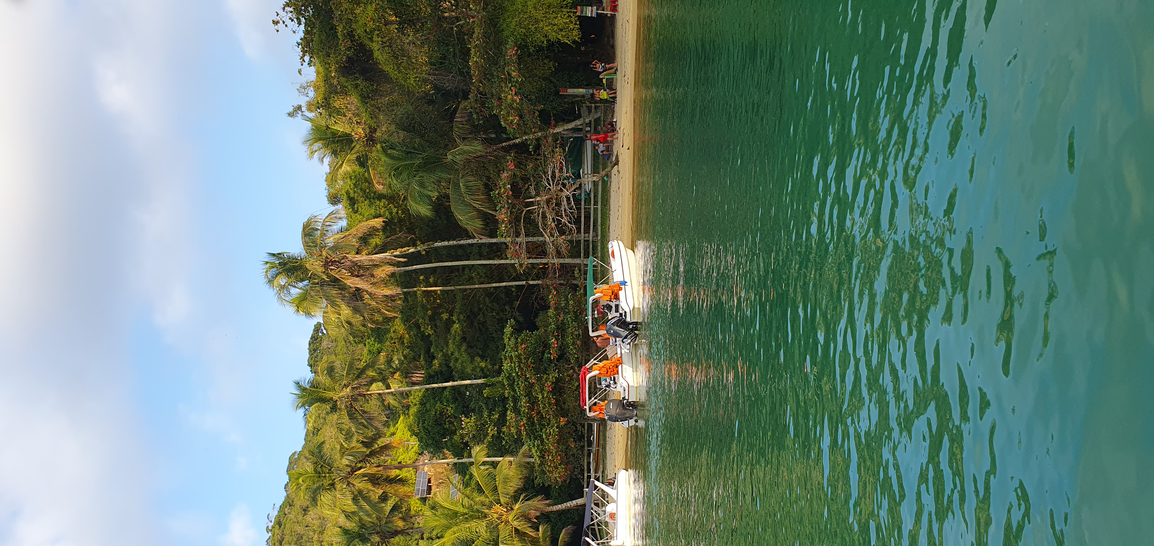 Petits bateaux
